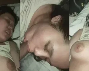 Lần đầu làm tình phá trinh em kêu đau rên la quá trời