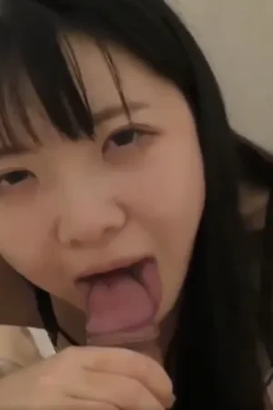 Xuất trong lồn em thần tượng âm nhạc Nhật Bản